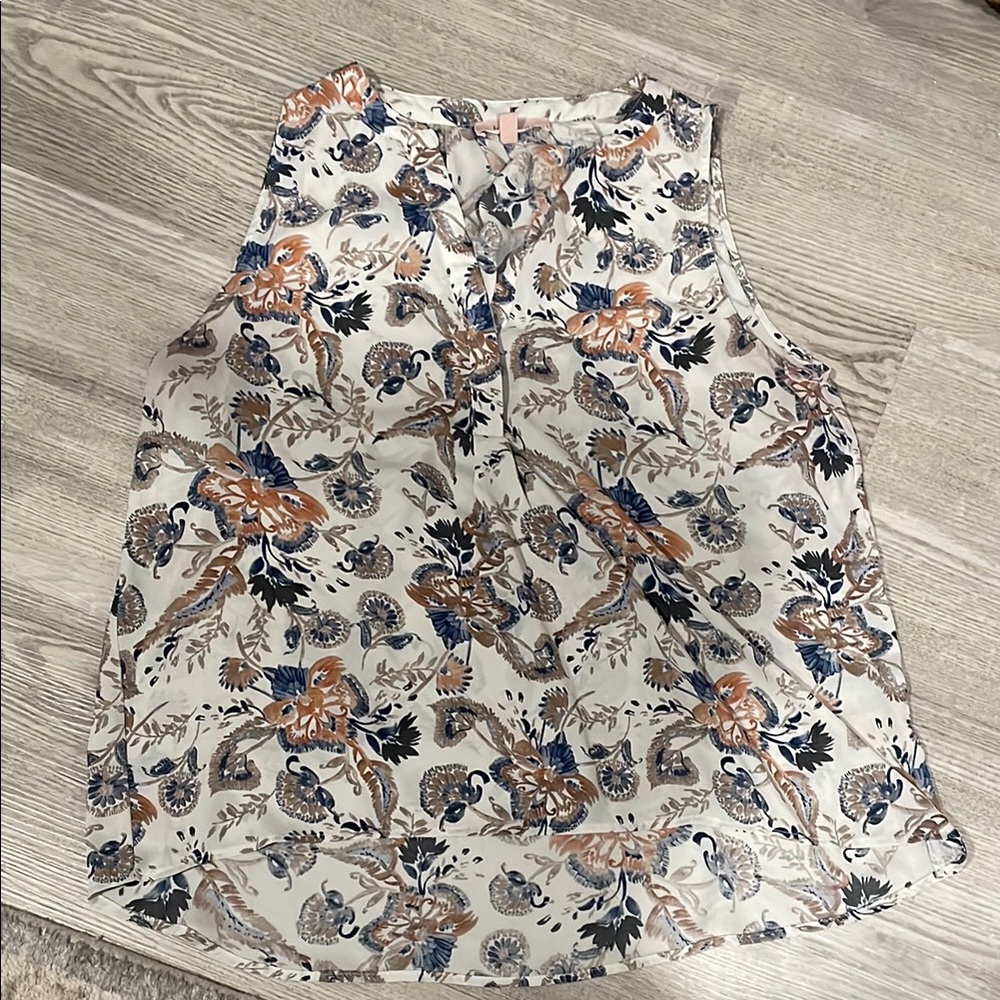 Floral Sleeveless Blouse